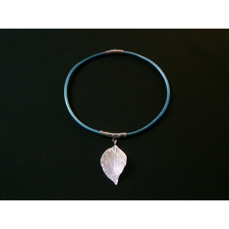 Silver Leave Necklace
