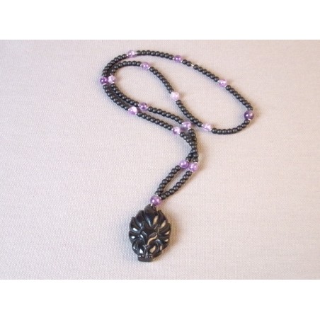 Necklace with “nine-tailed fox” pendant